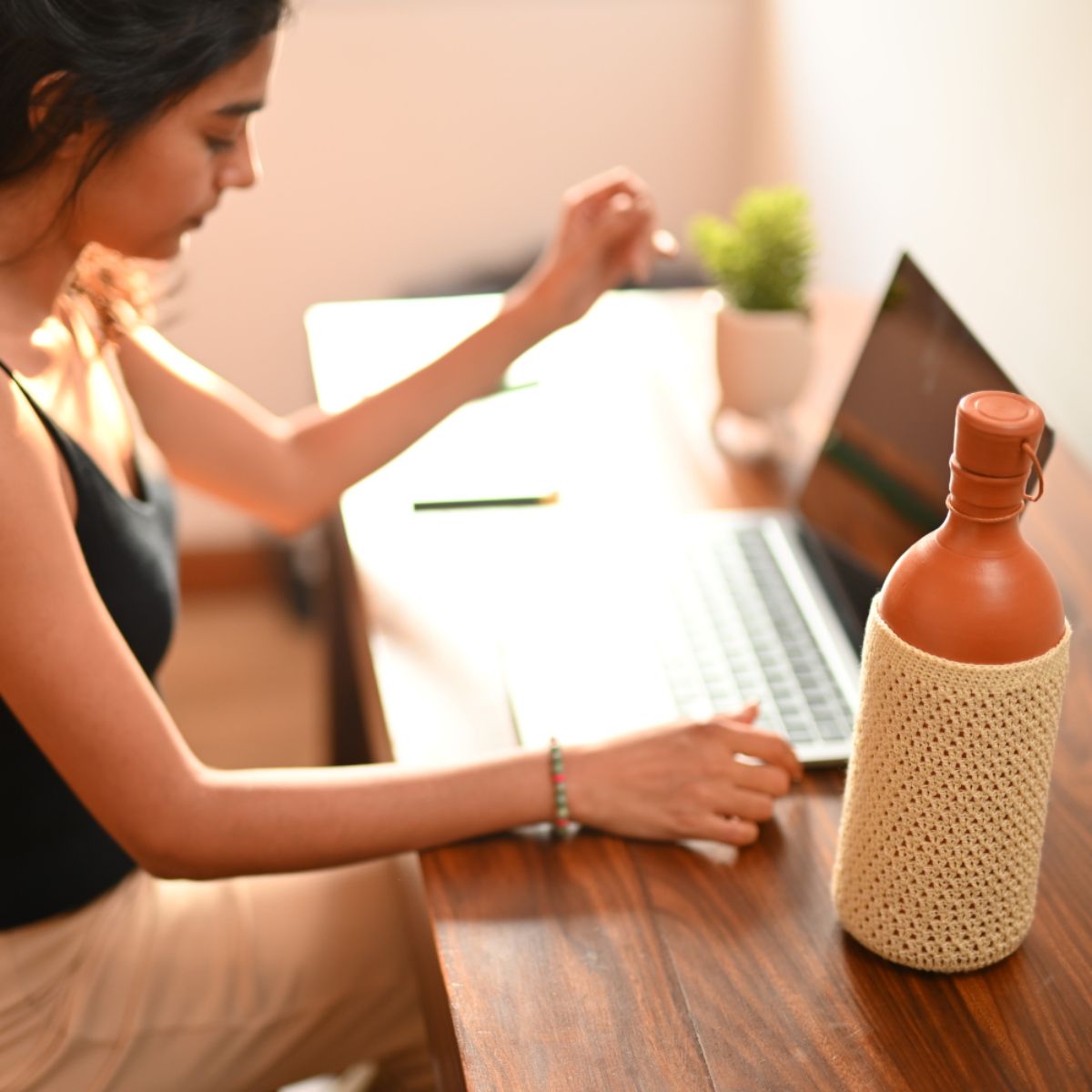 "Jumbo" Clay water bottle (1L) - Image 4